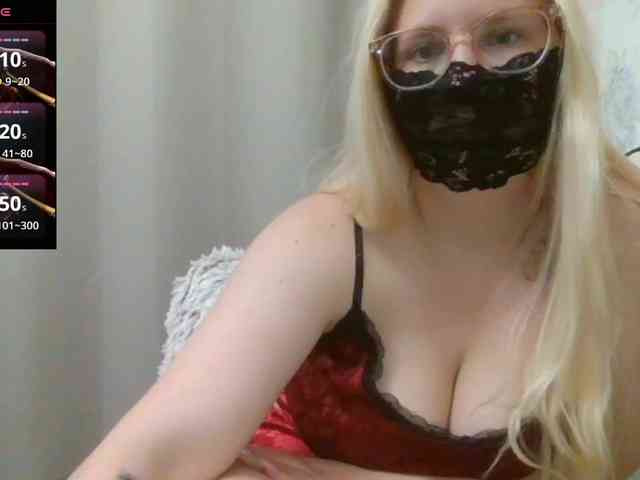 Lilithaa webcam