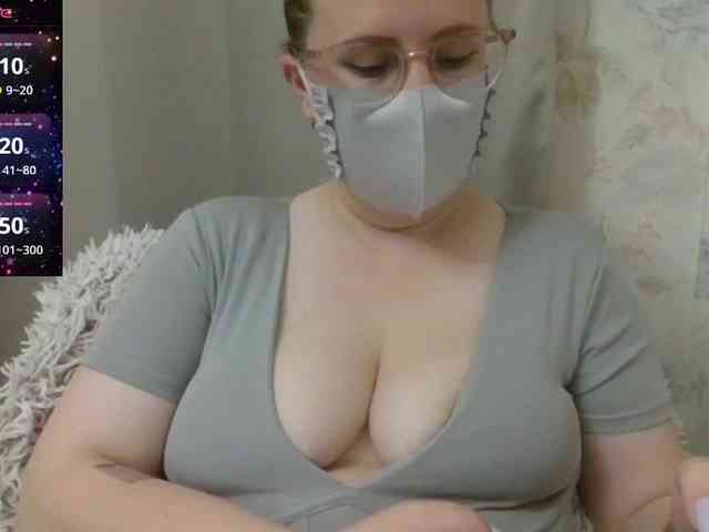 Lilithaa webcam