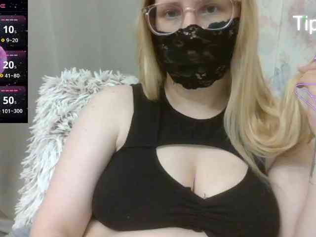 Lilithaa webcam