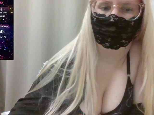 Lilithaa webcam