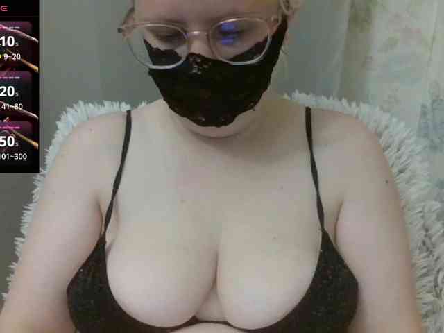 Lilithaa webcam