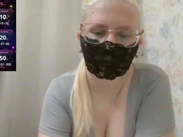 Lilithaa webcam