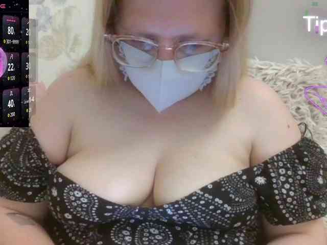 Lilithaa webcam