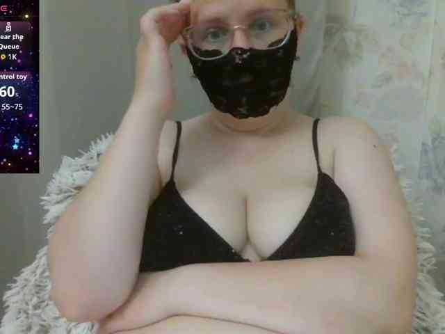 Lilithaa webcam