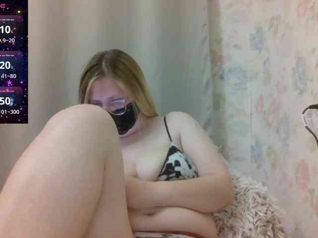 Lilithaa webcam