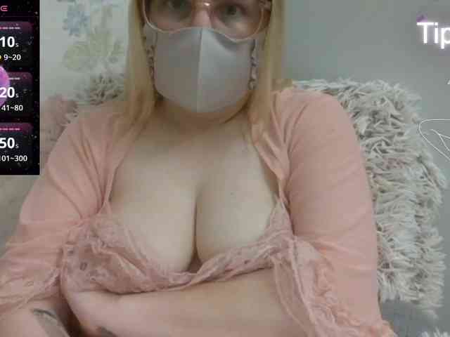 Lilithaa webcam