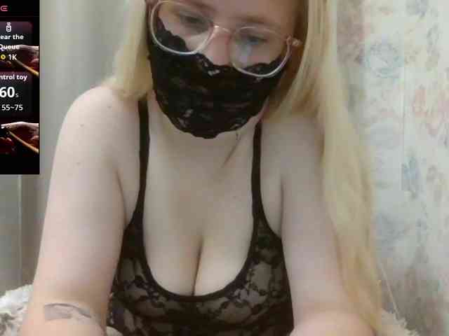 Lilithaa webcam