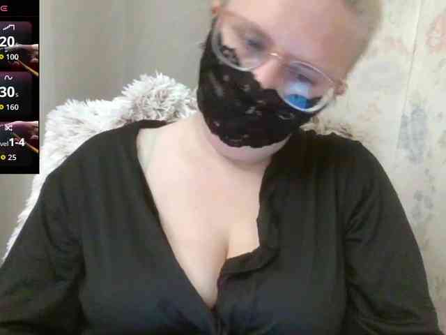 Lilithaa webcam