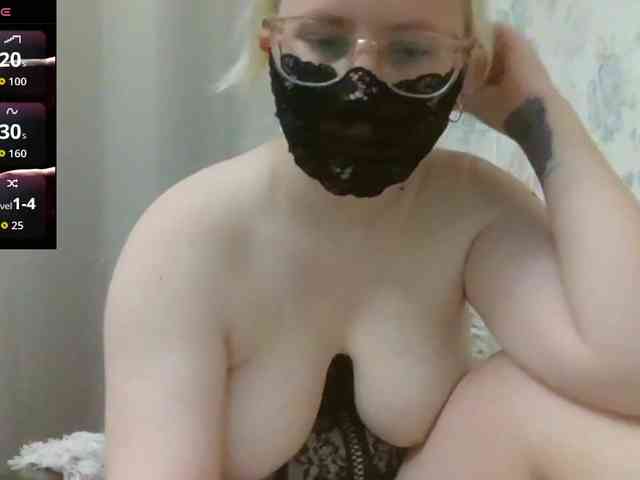 Lilithaa webcam