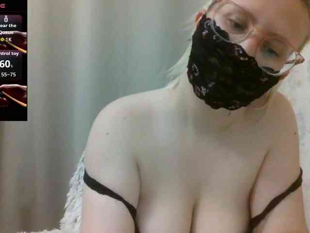 Lilithaa webcam