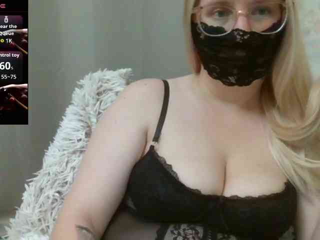 Lilithaa webcam