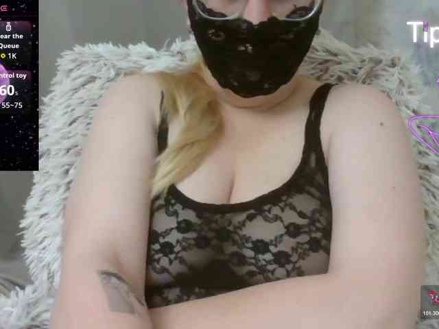 Lilithaa webcam