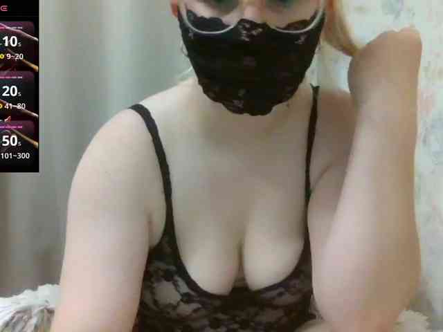 Lilithaa webcam