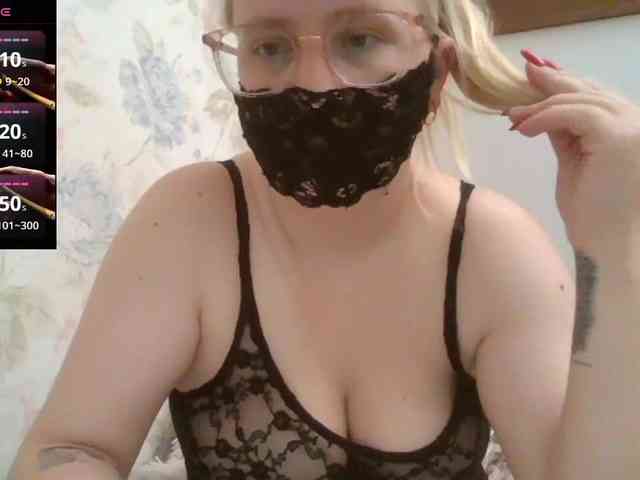 Lilithaa webcam