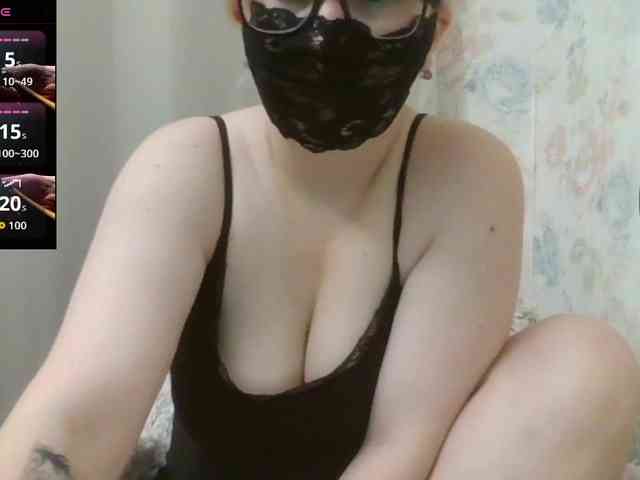 Lilithaa webcam