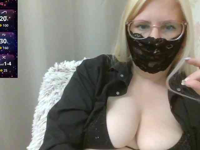 Lilithaa webcam