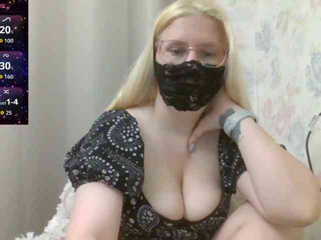 Lilithaa webcam