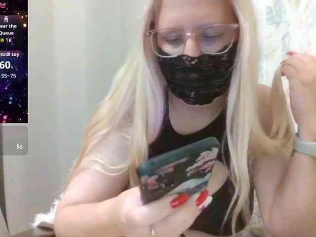 Lilithaa webcam