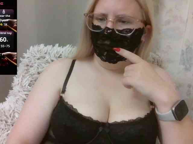 Lilithaa webcam