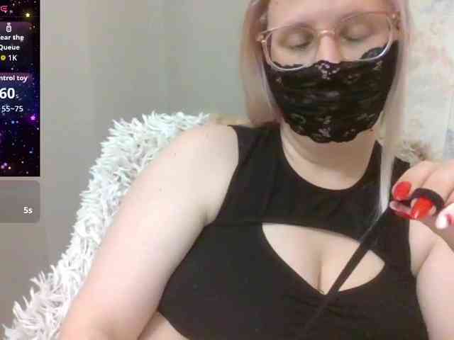 Lilithaa webcam