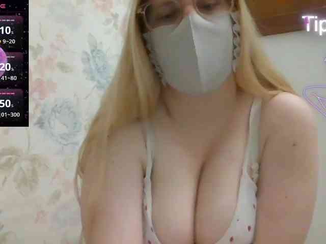 Lilithaa webcam