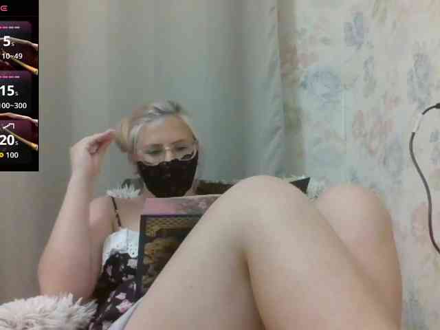Lilithaa webcam