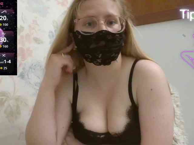 Lilithaa webcam
