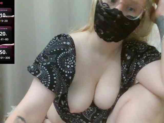 Lilithaa webcam