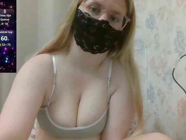 Lilithaa webcam