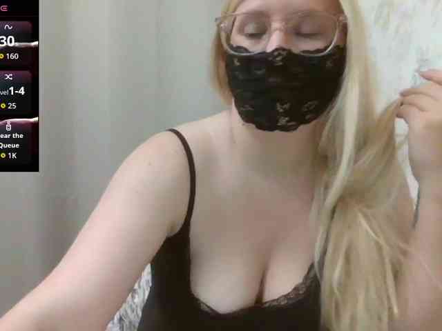 Lilithaa webcam
