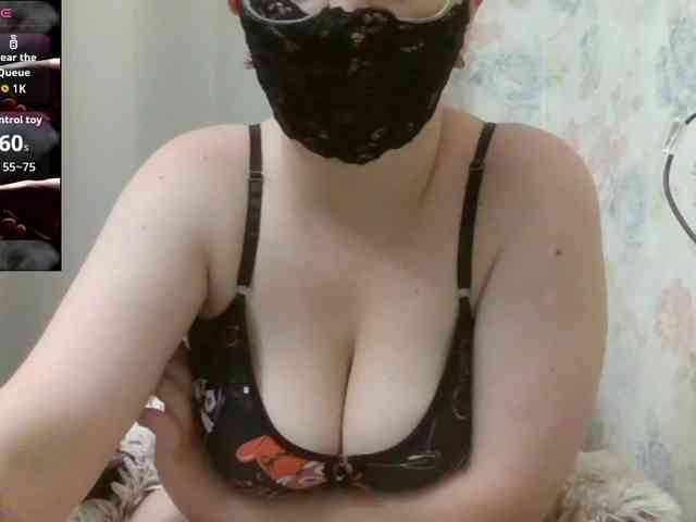 Lilithaa webcam