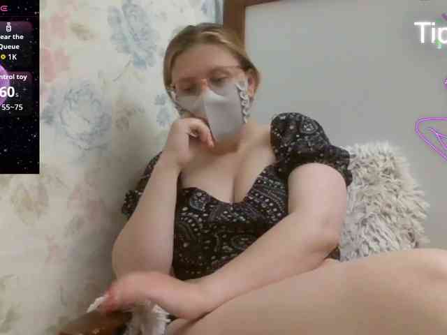 Lilithaa webcam