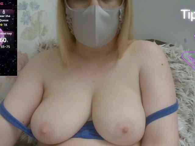 Lilithaa webcam
