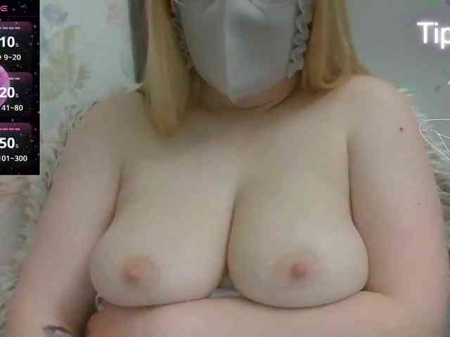 Lilithaa webcam