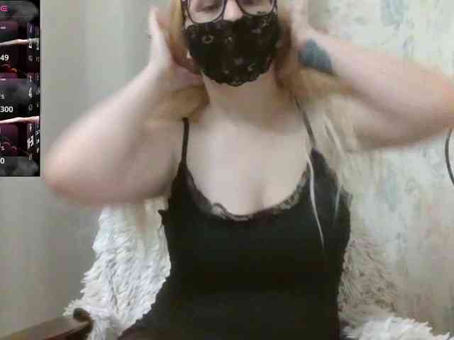 Lilithaa webcam