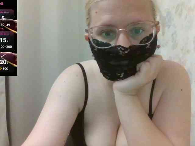 Lilithaa webcam
