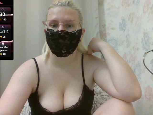 Lilithaa webcam