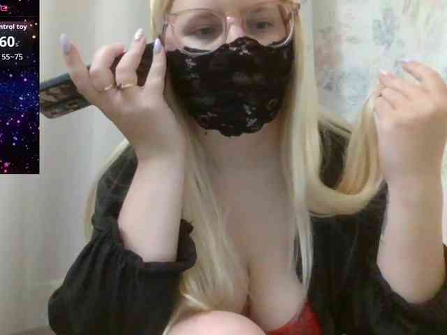 Lilithaa webcam