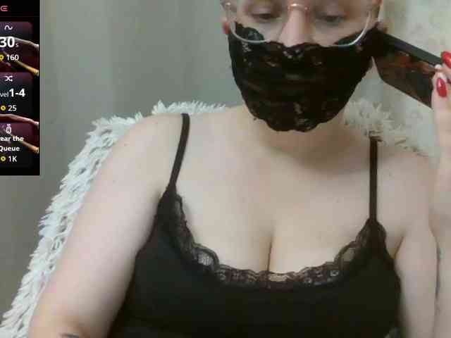 Lilithaa webcam