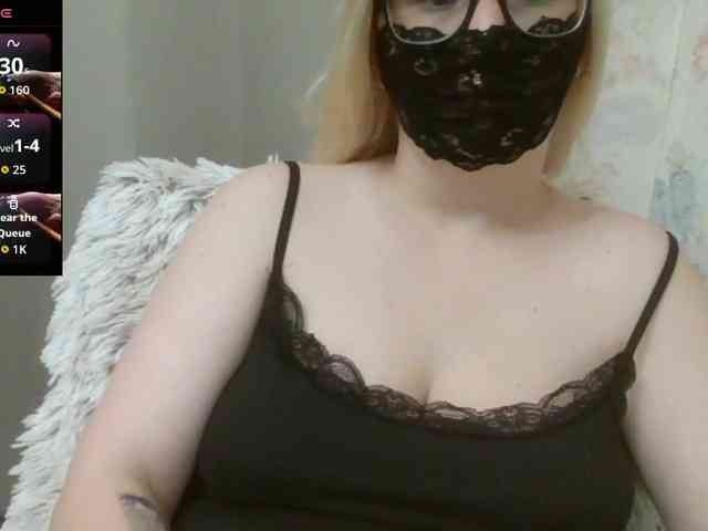 Lilithaa webcam