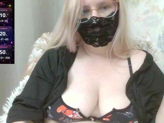 Lilithaa webcam