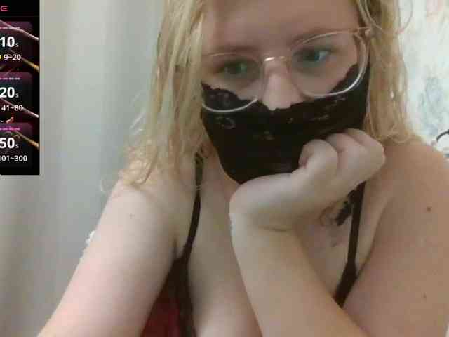 Lilithaa webcam