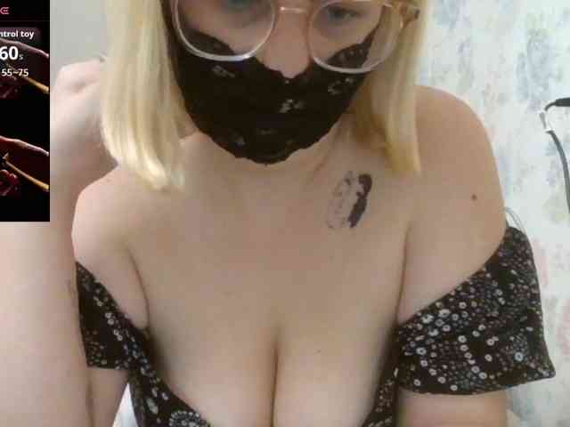 Lilithaa webcam