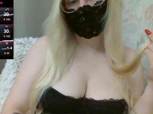 Lilithaa webcam