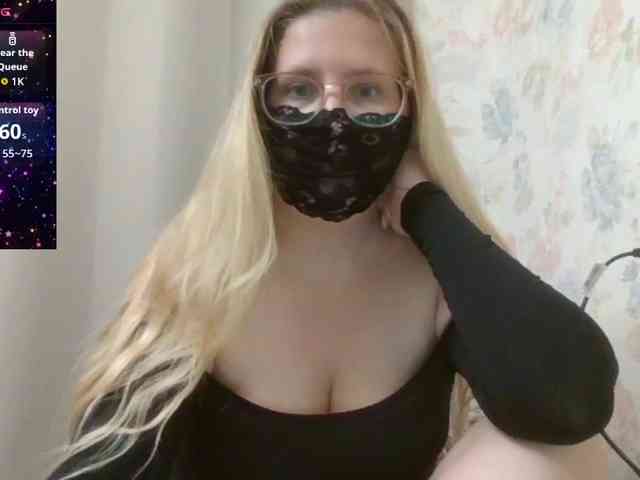 Lilithaa webcam