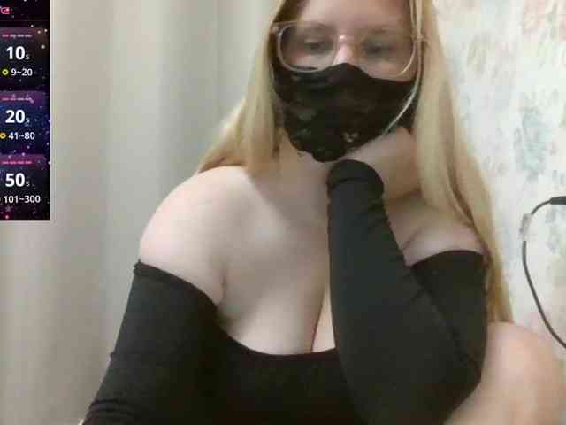 Lilithaa webcam