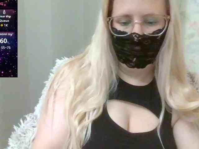 Lilithaa webcam