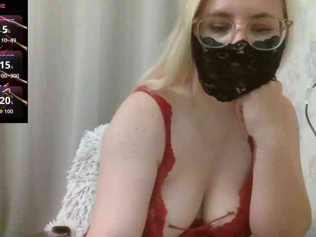 Lilithaa webcam