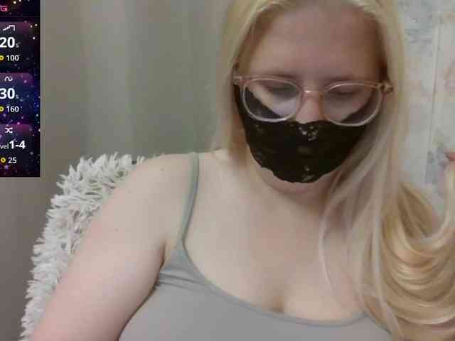 Lilithaa webcam