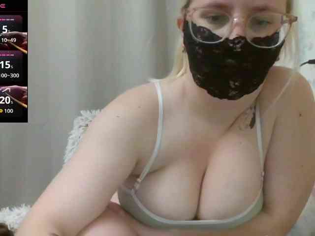Lilithaa webcam